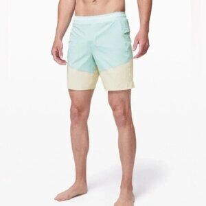Lululemon Men's Namaste At the Beach Aqua Blue Athletic Shorts, M